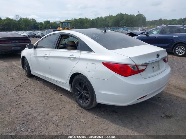 2013 HYUNDAI SONATA GLS PZEV VIN: 5NPEB4AC1DH732386