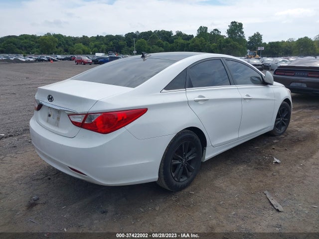 2013 HYUNDAI SONATA GLS PZEV VIN: 5NPEB4AC1DH732386