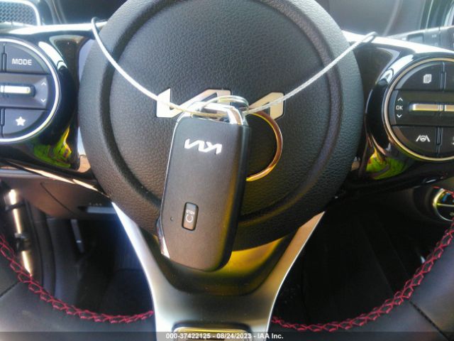 KNDJ53AU5P7883801 KIA Soul Gt-line