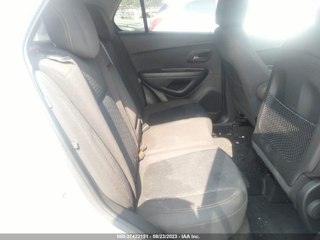 Chevrolet TRAX LS 2020 KL7CJKSB4LB027275 Image 8