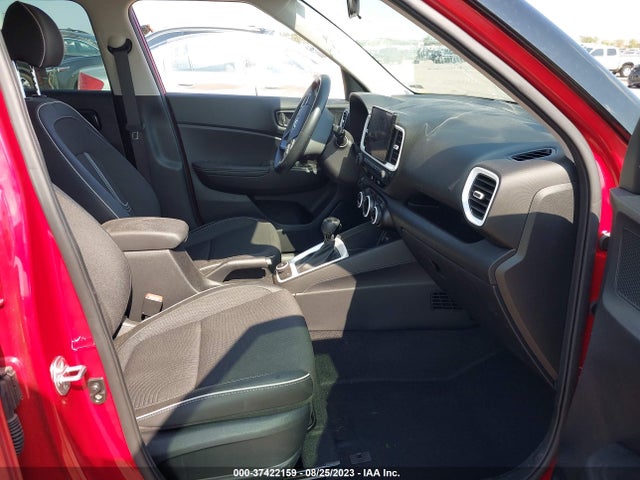 2022 HYUNDAI VENUE LIMITED VIN: KMHRC8A39NU148682