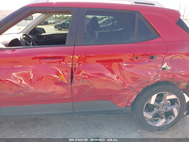 2022 HYUNDAI VENUE LIMITED VIN: KMHRC8A39NU148682
