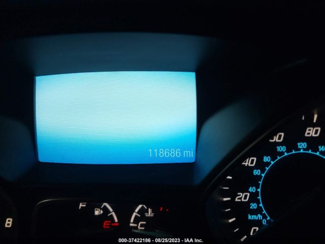 1FMCU9J93FUB94197 Ford Escape Titanium