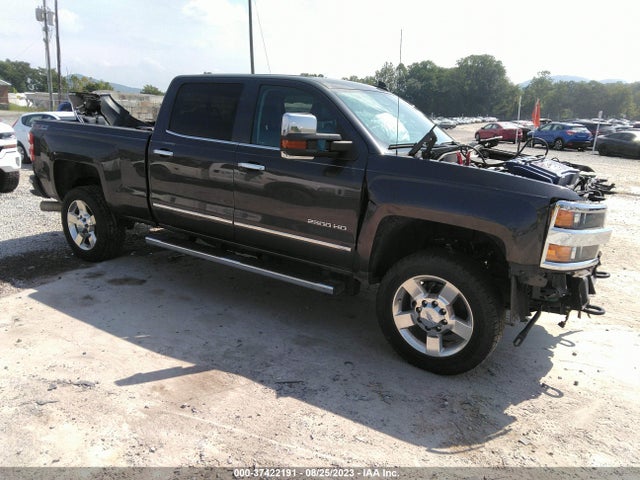 2016 1GC1KWE88GF179170 main image