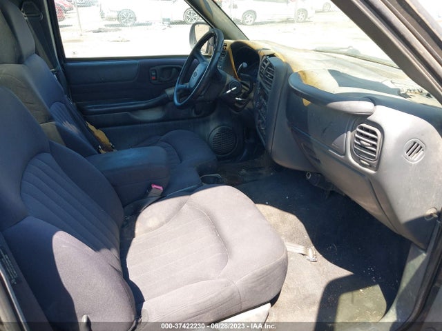2003 CHEVROLET S-10 LS VIN: 1GCCS14X338273198