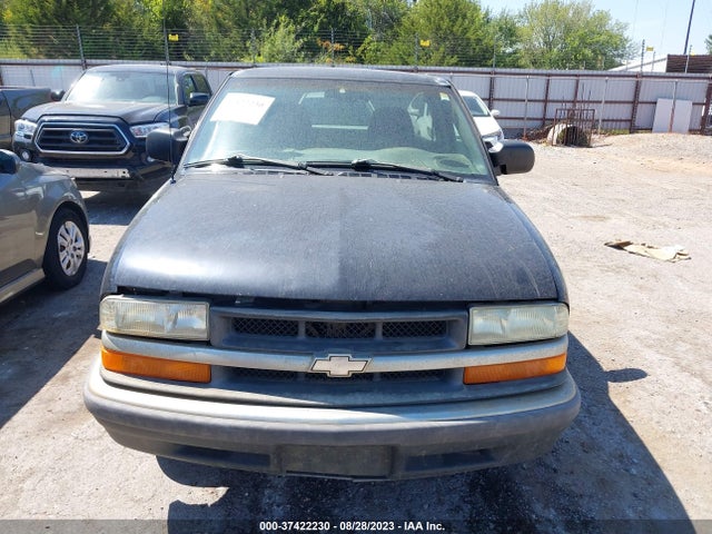 2003 CHEVROLET S-10 LS VIN: 1GCCS14X338273198