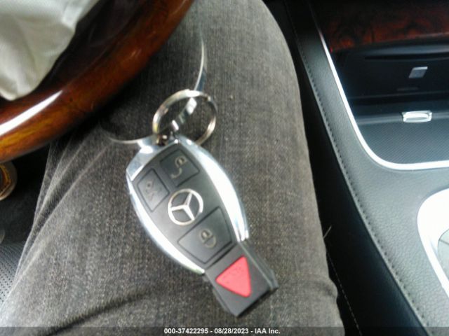 WDDUG8FB5EA045298 Mercedes-Benz S-class S 550