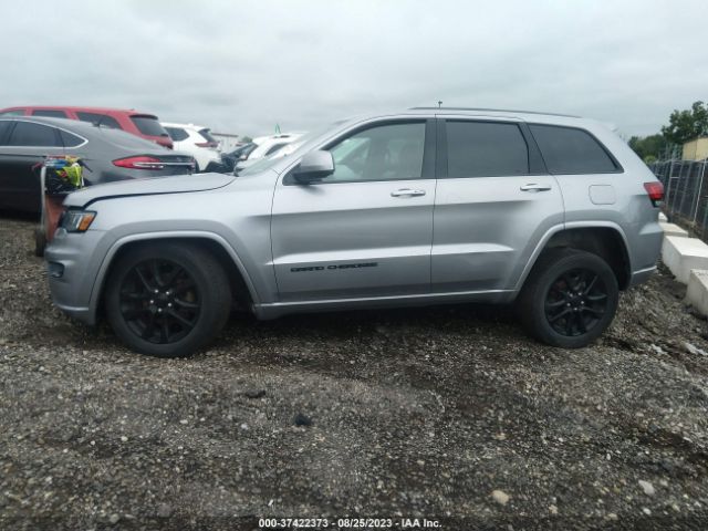 1C4RJFAG2JC202485 Jeep Grand Cherokee Altitude