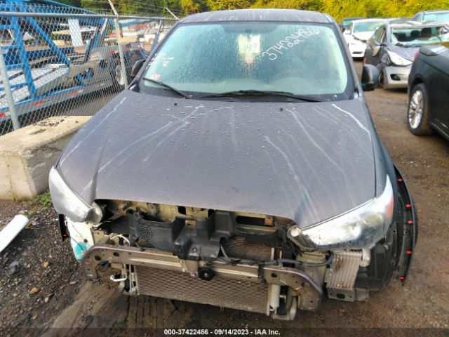 JA4AP3AU1JZ007260 Mitsubishi Outlander Sport 2.0 Es