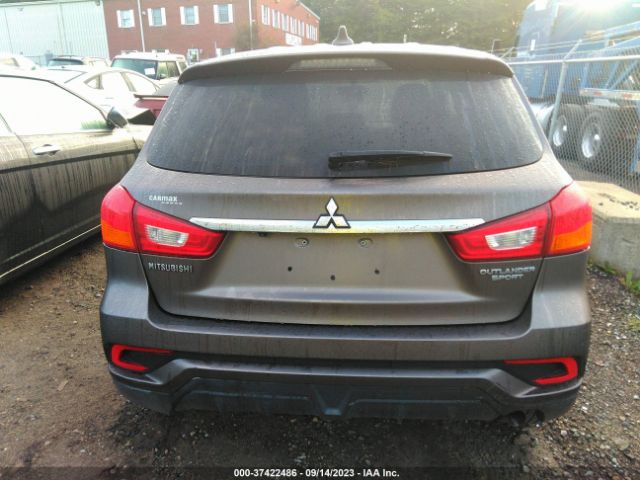 JA4AP3AU1JZ007260 Mitsubishi Outlander Sport 2.0 Es