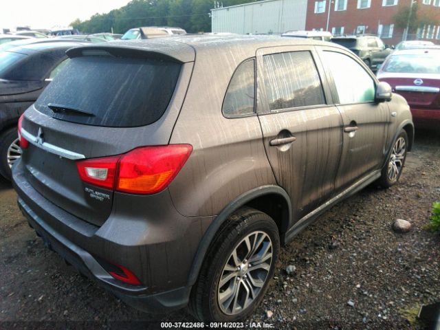JA4AP3AU1JZ007260 Mitsubishi Outlander Sport 2.0 Es