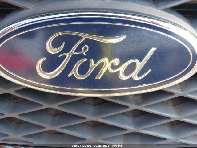 2005 FORD FREESTYLE SEL VIN: 1FMZK05115GA60382