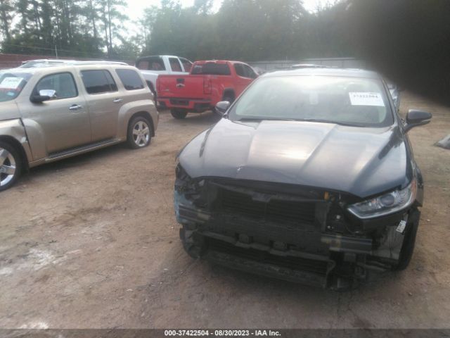 3FA6P0HD2FR159288 Ford FUSION SE