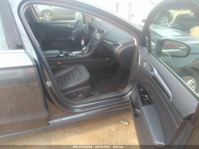 3FA6P0HD2FR159288 Ford FUSION SE