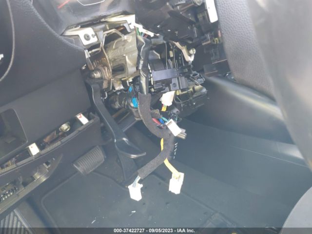 KNDJN2A2XE7002970 KIA Soul Base