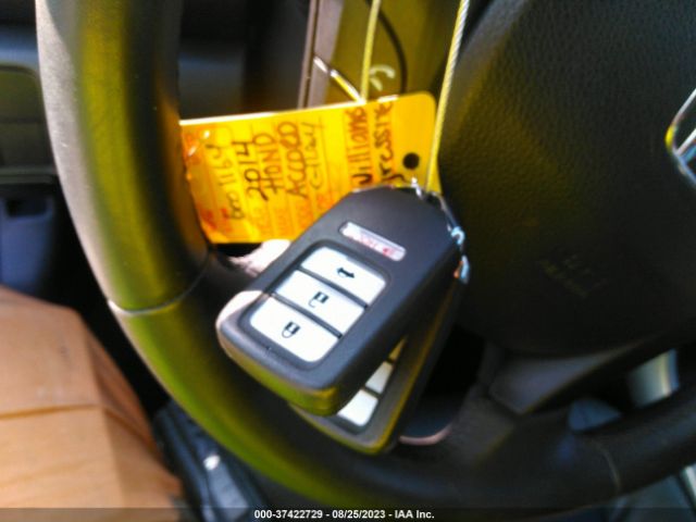 1HGCR3F83EA013958 Honda Accord Sedan Ex-l