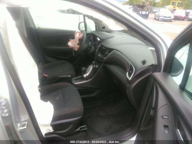 Chevrolet TRAX LS 2018 KL7CJNSB8JB709154 Image 5