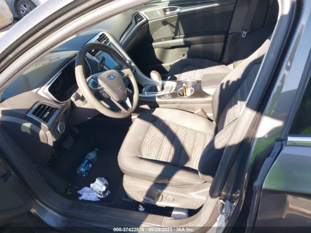 3FA6P0H71GR194707 Ford FUSION SE