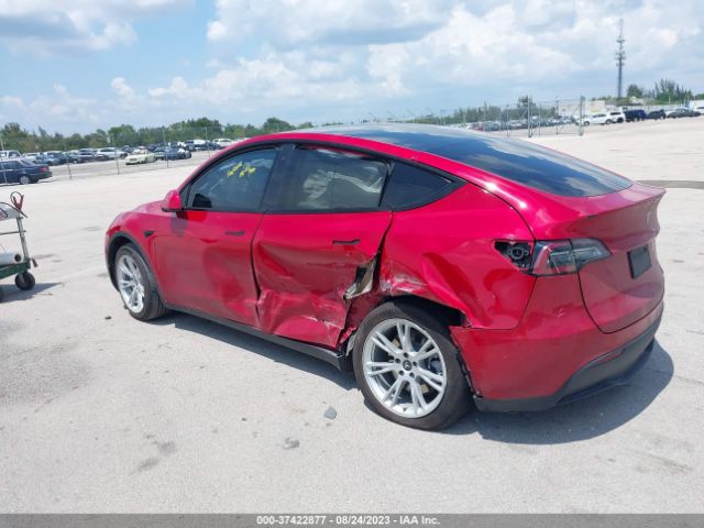 5YJYGDEF0LF011329 Tesla Model Y Long Range/performance