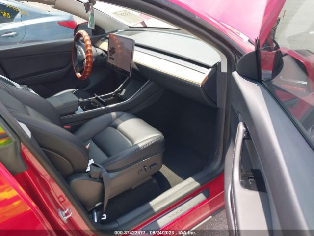 5YJYGDEF0LF011329 Tesla Model Y Long Range/performance