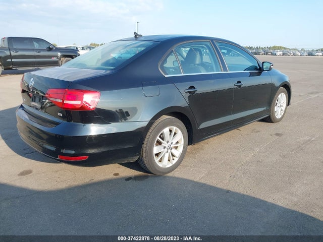 3VWD17AJ0FM226458 Volkswagen Jetta Sedan 1.8t Se W/connectivity