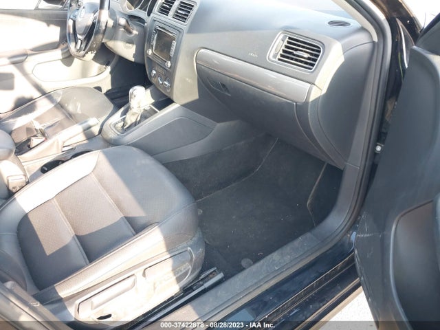 3VWD17AJ0FM226458 Volkswagen Jetta Sedan 1.8t Se W/connectivity