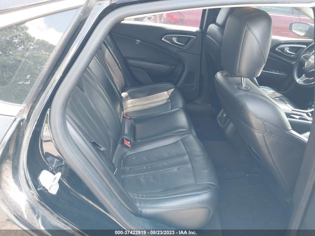 1C3CCCCBXFN618946 Chrysler 200 C