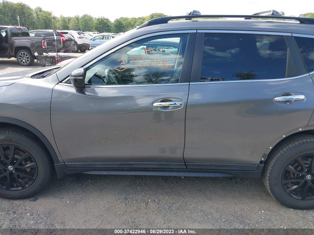 Nissan ROGUE SV 2018 5N1AT2MV6JC812668 Image 14