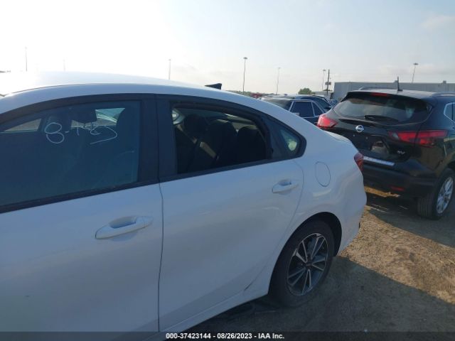 3KPF24AD6NE489175 KIA Forte Lxs