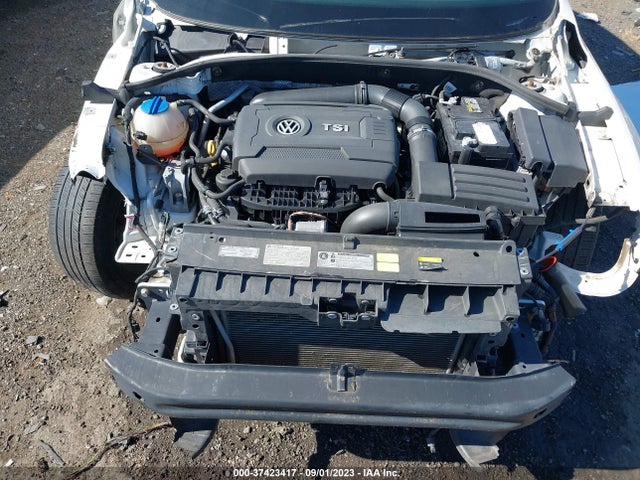 1VWAT7A39FC039669 Volkswagen Passat 1.8t S