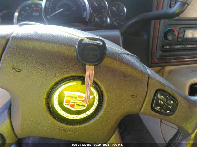 2005 CADILLAC ESCALADE STANDARD VIN: 1GYEK63N95R269136
