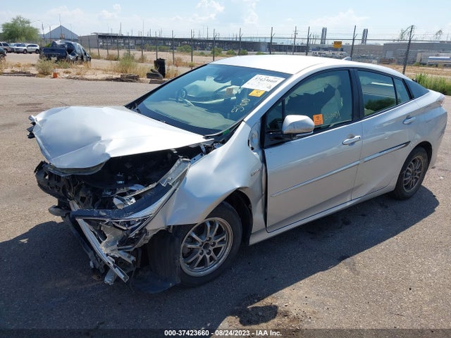 Toyota Prius Three 2017 JTDKARFU3H3535239 Image 2