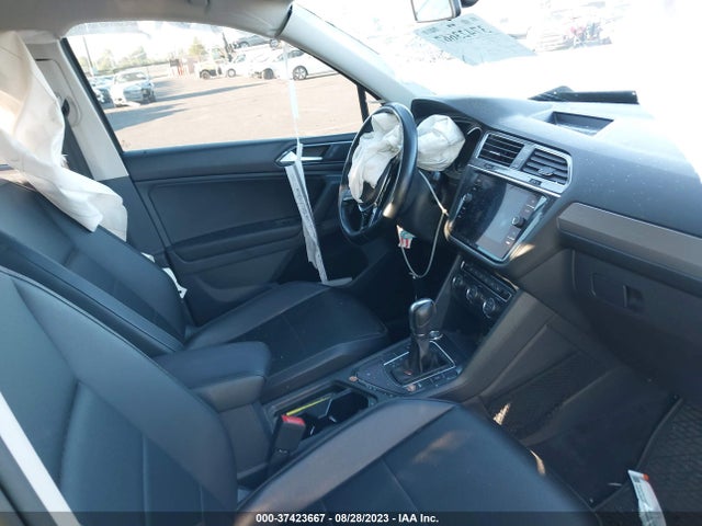 3VV3B7AX5JM037122 Volkswagen Tiguan Sel/se
