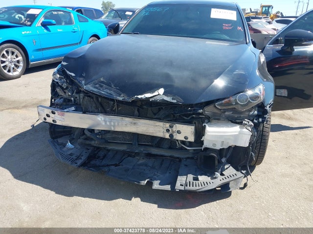 JTHBA1D2XG5003393 Lexus IS 200T