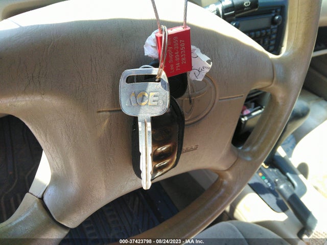 2000 TOYOTA CAMRY SOLARA SE VIN: 2T1CG22P9YC409274
