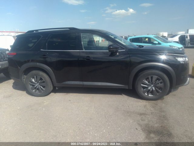 5N1DR3BA6NC213065 Nissan Pathfinder Sv