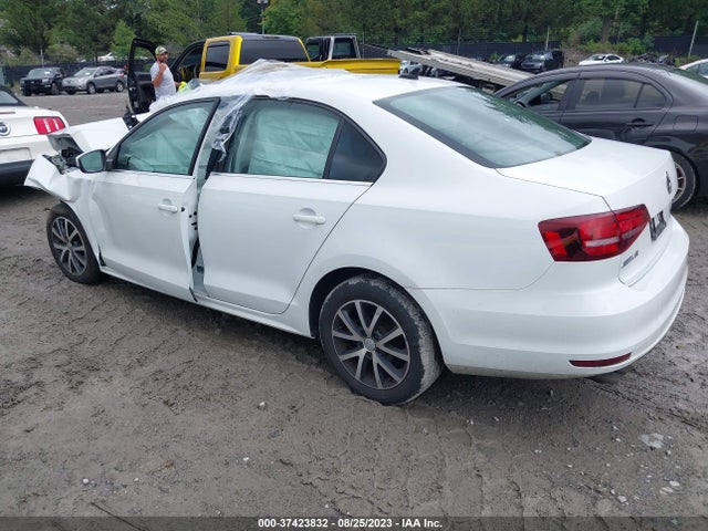 3VWDB7AJ8HM404066 Volkswagen Jetta 1.4t Se