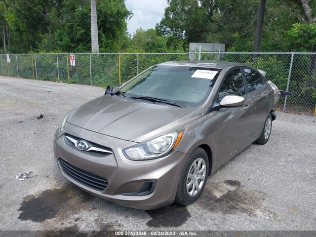 Hyundai ACCENT GLS 2014 KMHCT4AE3EU607317 Image 2