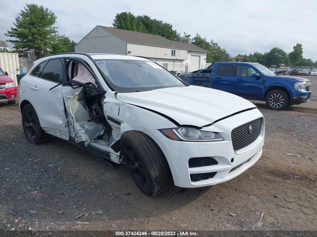 2018 JAGUAR F-PACE SADCJ2FX8JA294161 Photo 0