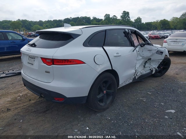 2018 JAGUAR F-PACE SADCJ2FX8JA294161 Photo 3