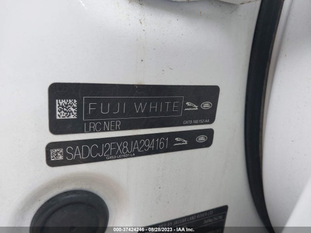 2018 JAGUAR F-PACE SADCJ2FX8JA294161 Photo 8