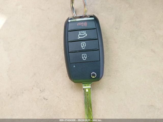 KNDPM3AC1J7423014 KIA Sportage Lx