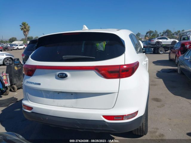 KNDPM3AC1J7423014 KIA Sportage Lx