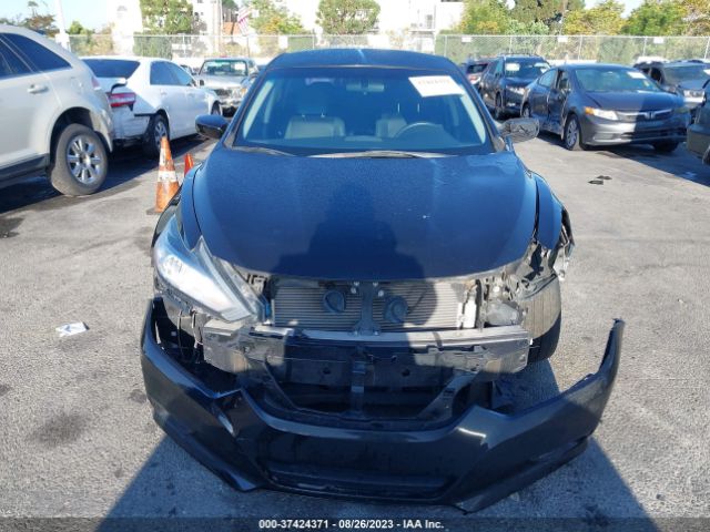 1N4AL3AP4HN345528 Nissan Altima 2.5 Sr
