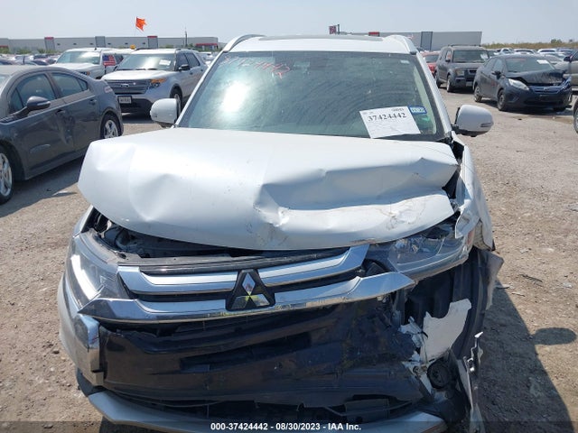 JA4AD3A35HZ034665 Mitsubishi Outlander Se/sel