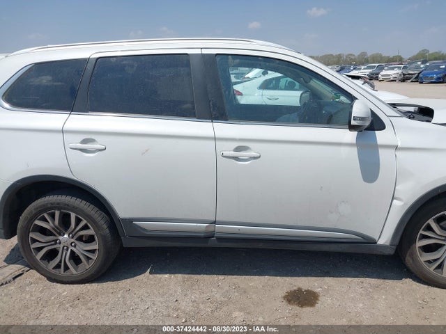 JA4AD3A35HZ034665 Mitsubishi Outlander Se/sel