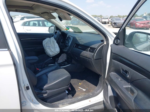 JA4AD3A35HZ034665 Mitsubishi Outlander Se/sel