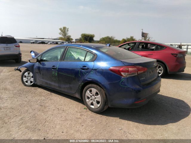 3KPFK4A75JE194203 KIA FORTE LX