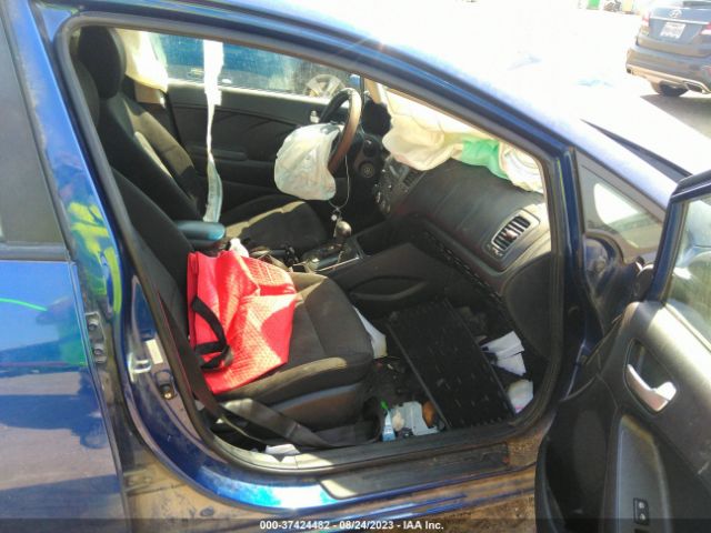 3KPFK4A75JE194203 KIA FORTE LX