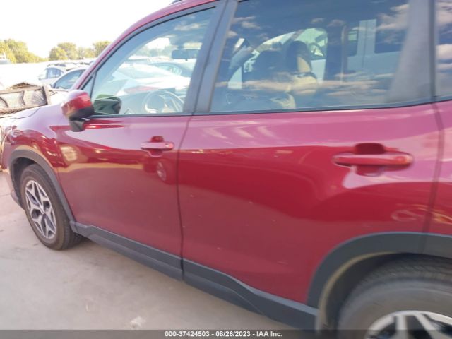 JF2SKAGC3KH467590 Subaru Forester Premium